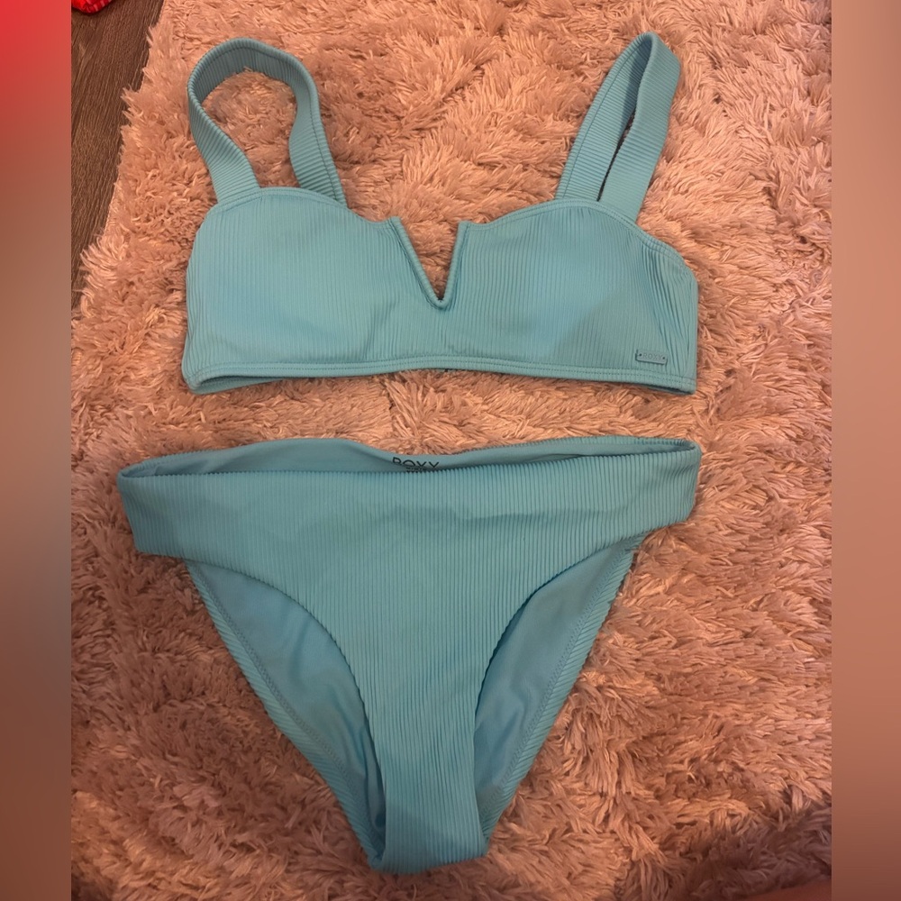 Roxy Bikini Set - image 1